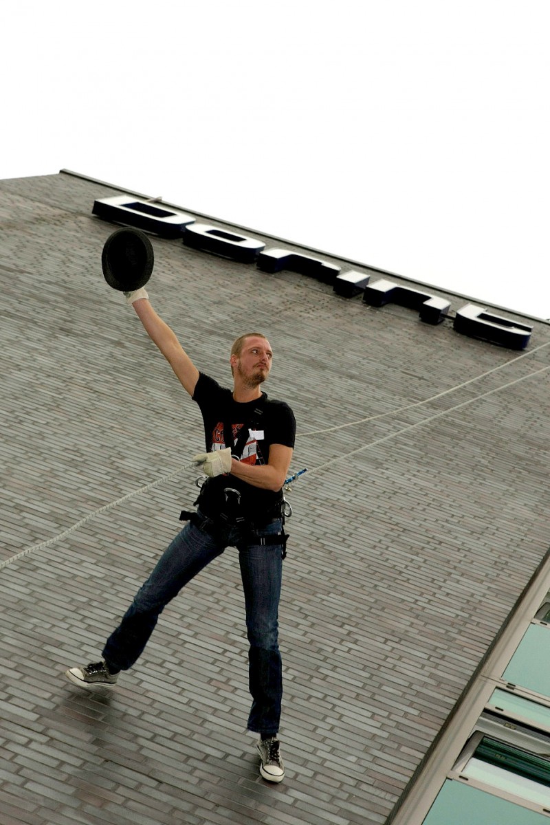 Bungee Jumping und House Running